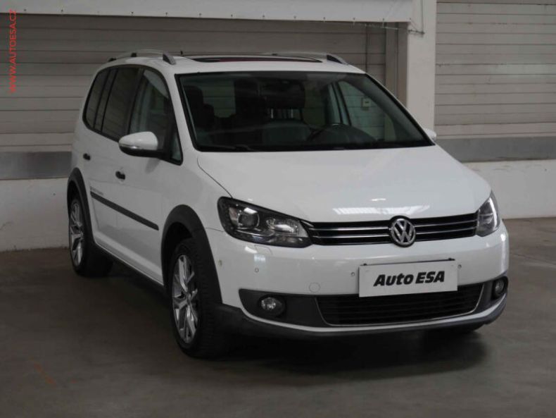 Volkswagen Touran - hlavní foto