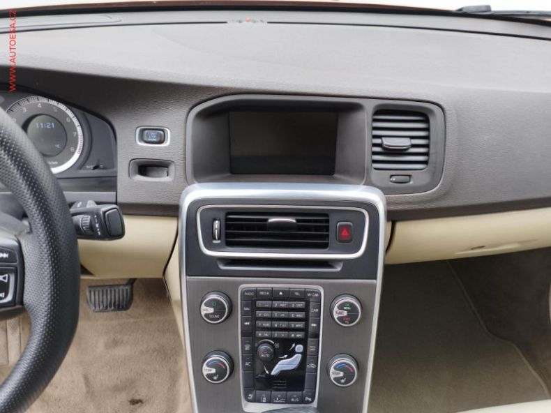 Volvo S60 - hlavní fotka