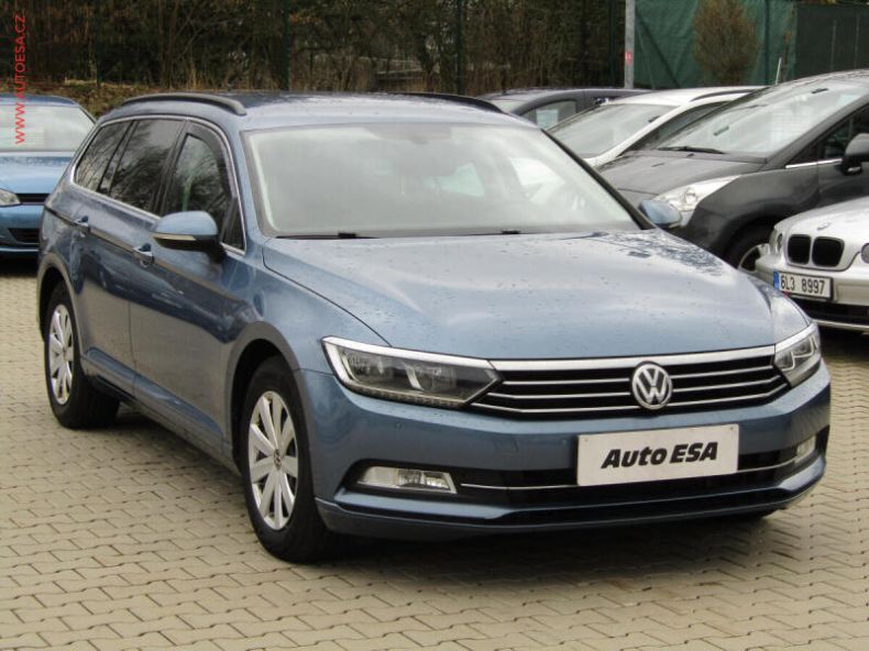 Volkswagen Passat - hlavní fotka inzerátu