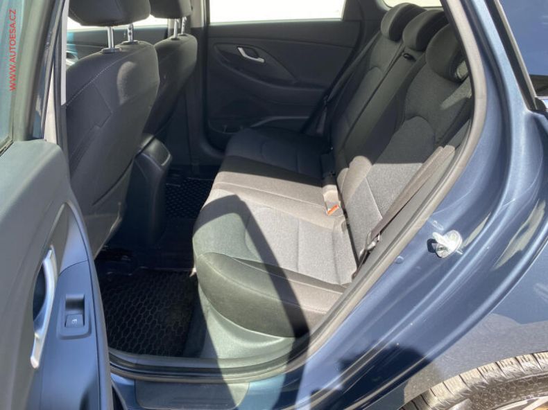 Hyundai i30 - hlavní fotka