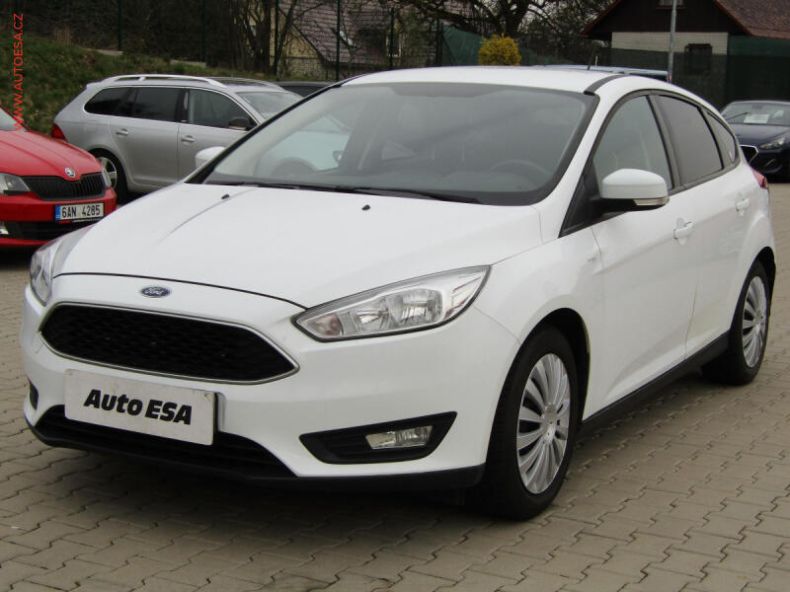 Ford Focus - hlavní fotka