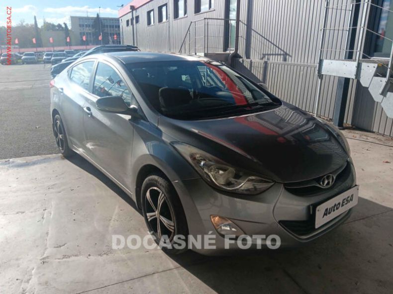 Hyundai Elantra - hlavní fotka inzerátu