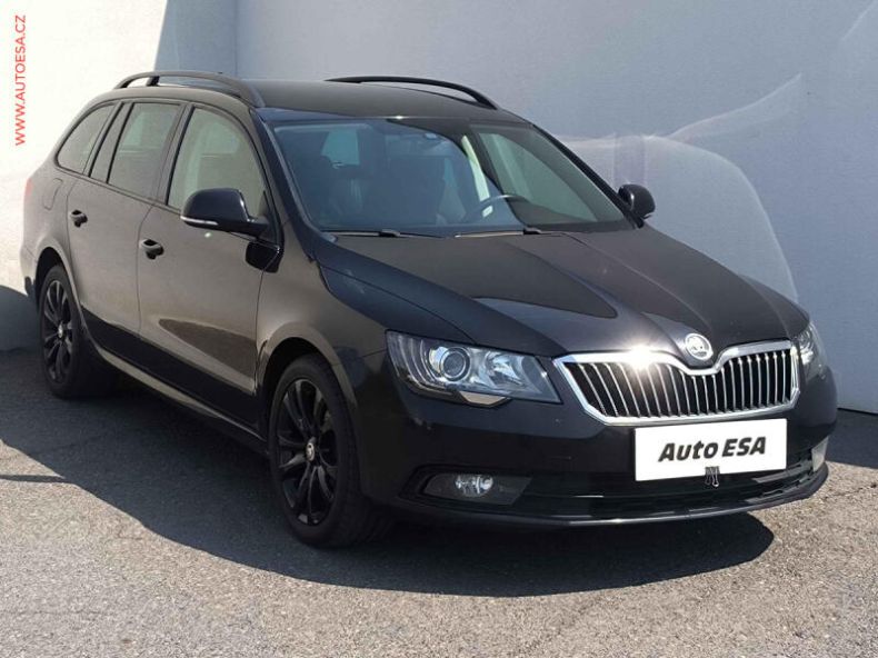 Škoda Superb - hlavní foto