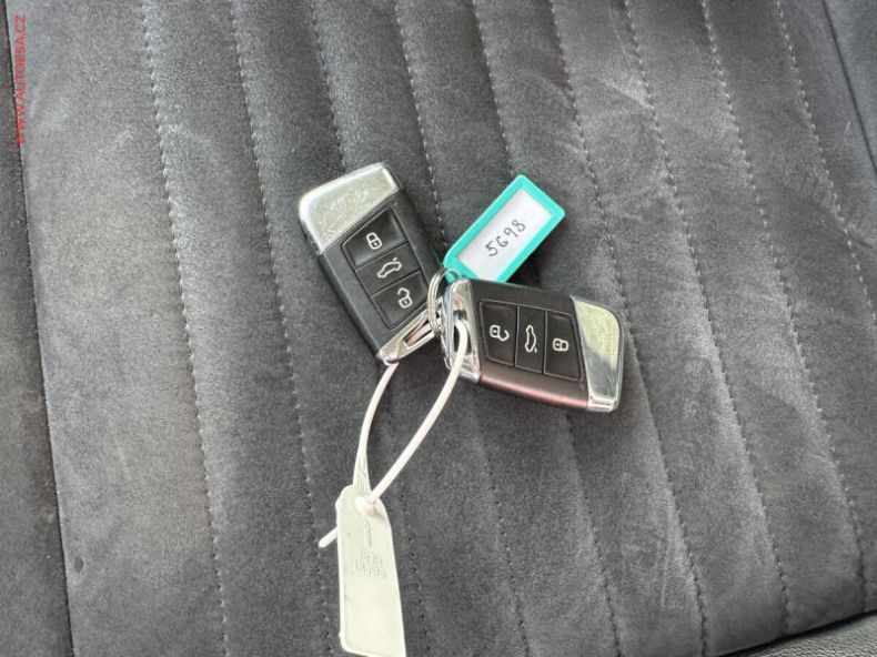 Volkswagen Passat - hlavní fotka