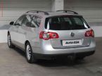 Volkswagen Passat - fotka číslo 3