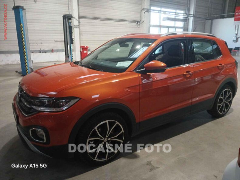 Volkswagen T-CROSS - hlavní foto