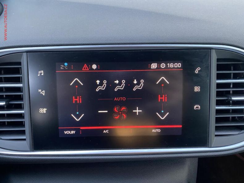 Peugeot 308 - hlavní fotka