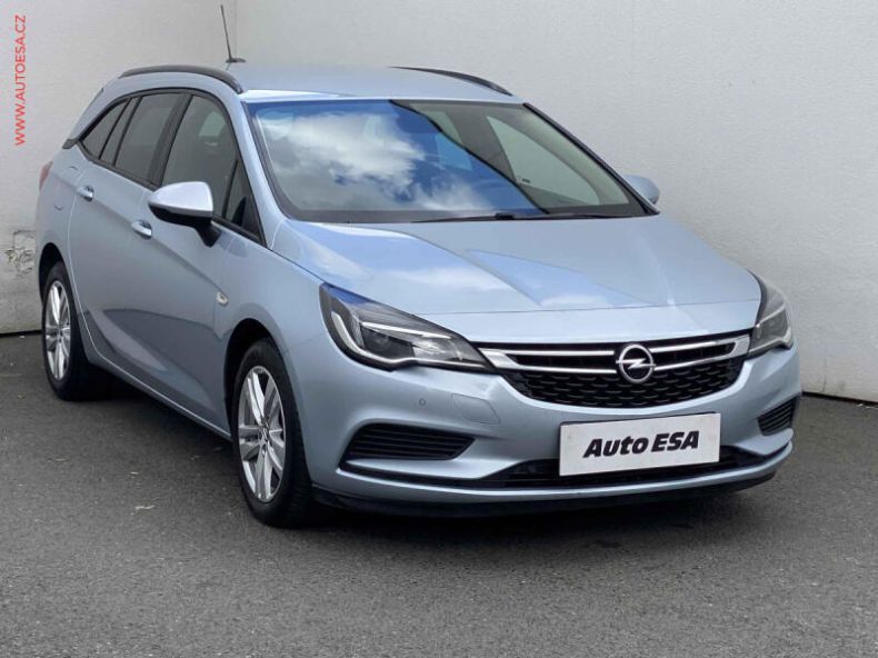 Opel Astra - hlavní fotka inzerátu