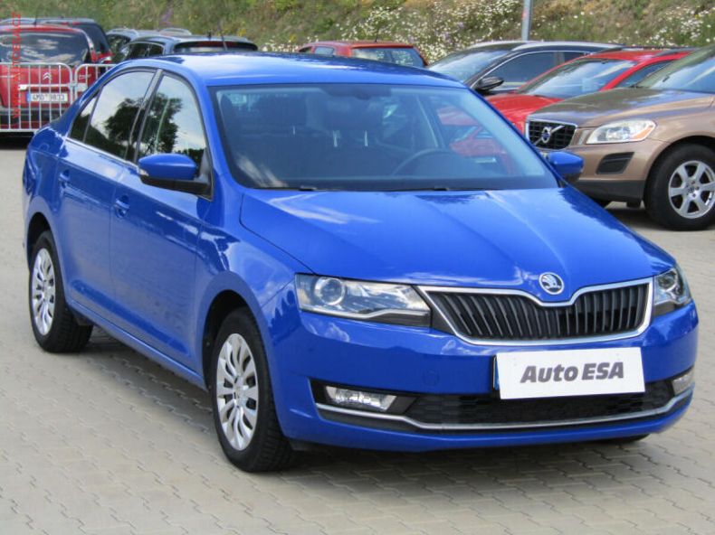 Škoda Rapid - hlavní fotka