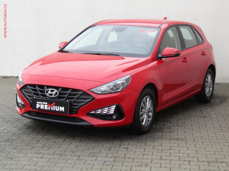 Hyundai i30 - hlavní fotka