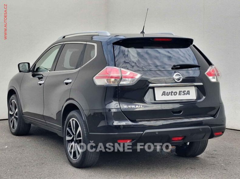 Nissan X-Trail - hlavní fotka