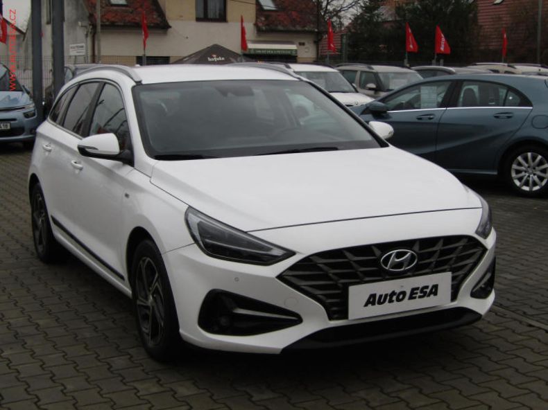 Hyundai i30 - hlavní foto