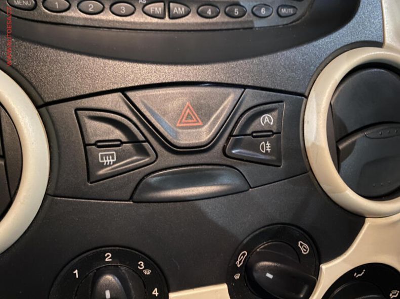 Ford Ka - hlavní fotka