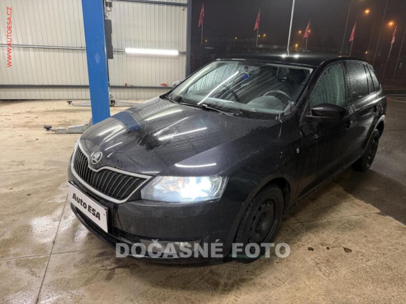 Škoda Rapid - hlavní foto