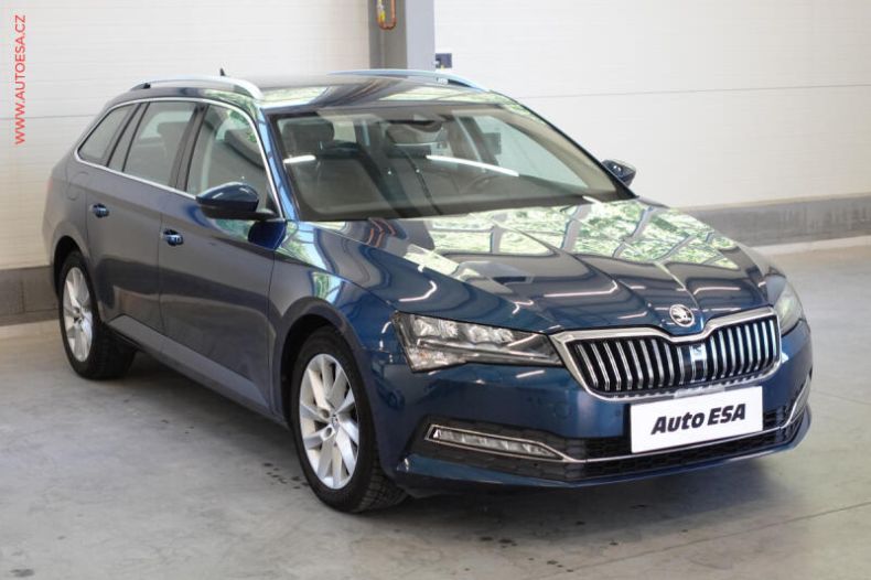 Škoda Superb - hlavní foto