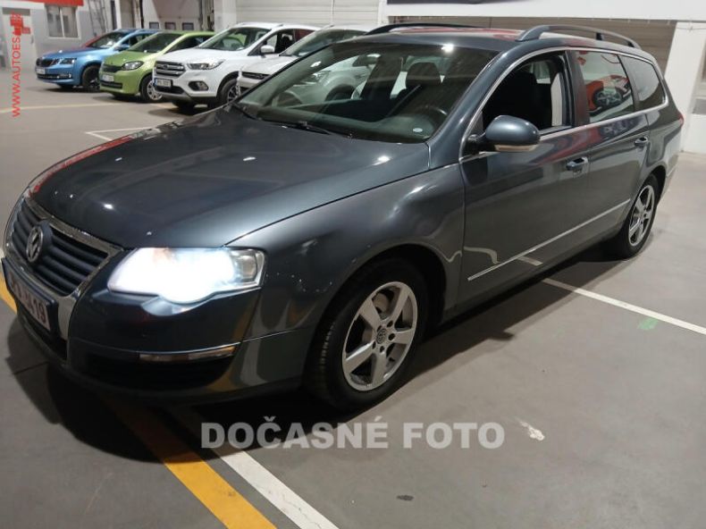 Volkswagen Passat - hlavní fotka inzerátu