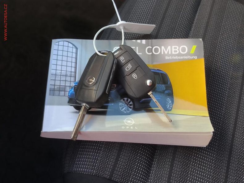 Opel Combo - hlavní fotka