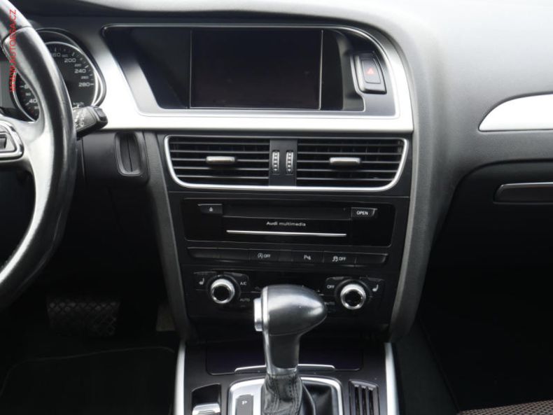 Audi A4 - hlavní fotka