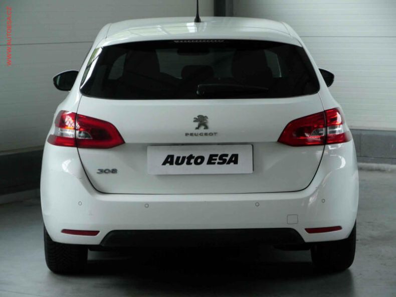 Peugeot 308 - hlavní fotka