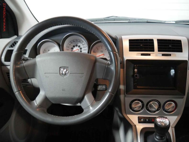 Dodge Caliber - hlavní fotka