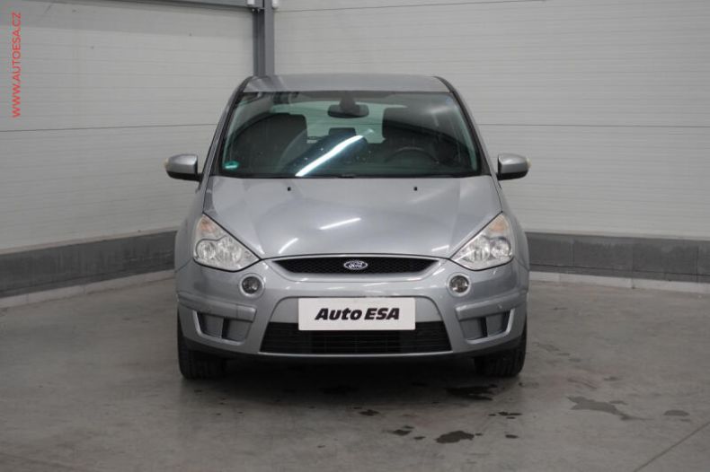 Ford S-MAX - hlavní fotka