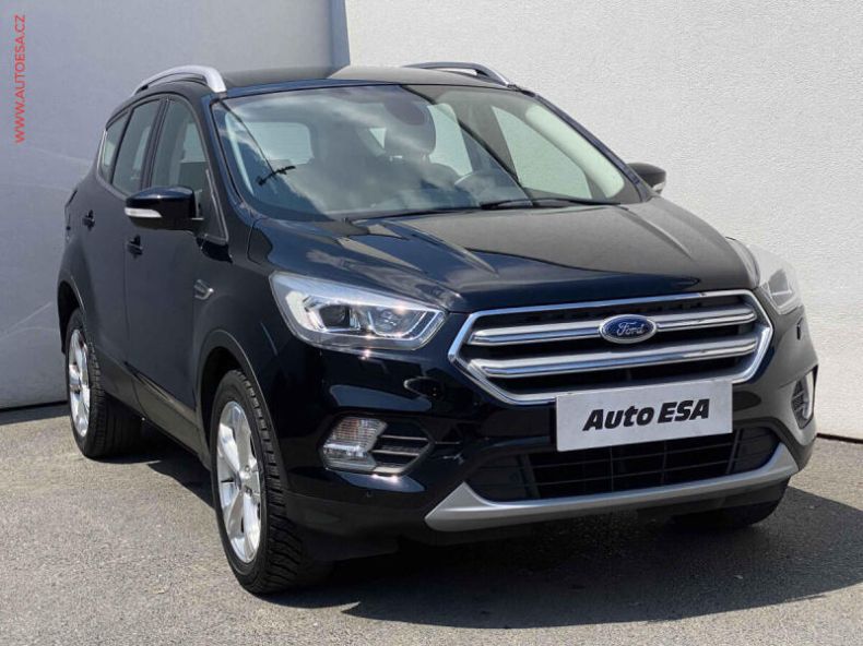 Ford Kuga - hlavní foto