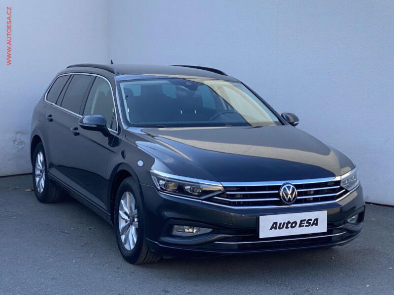 Volkswagen Passat - hlavní foto