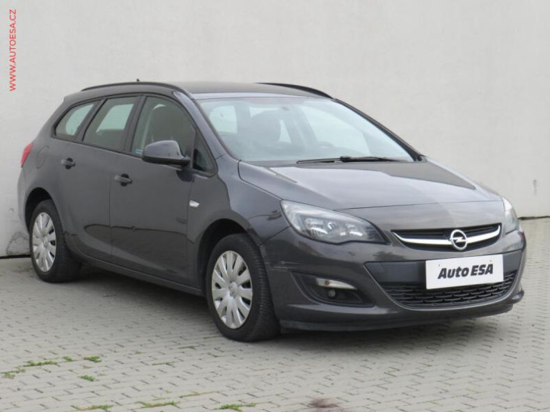 Opel Astra - hlavní foto