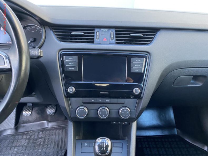 Škoda Octavia - hlavní fotka