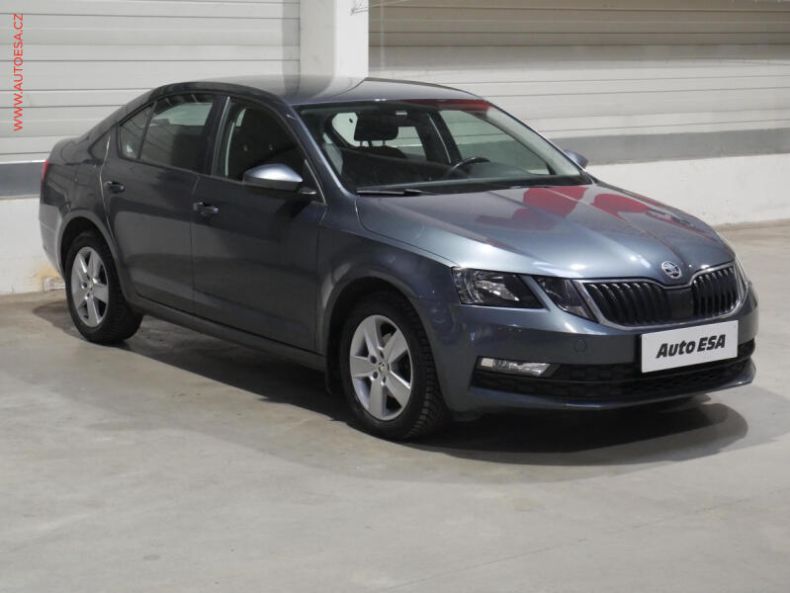 Škoda Octavia - hlavní foto