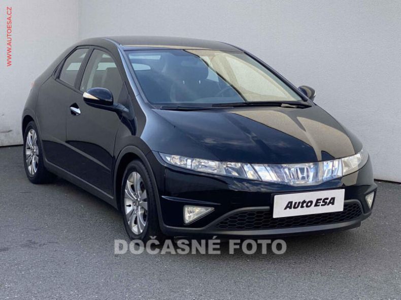 Honda Civic - hlavní foto