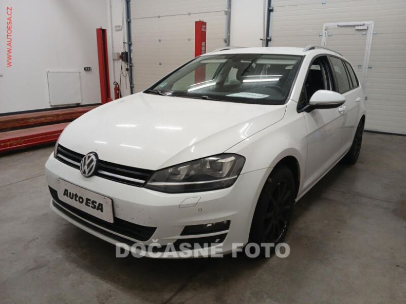 Volkswagen Golf - hlavní foto