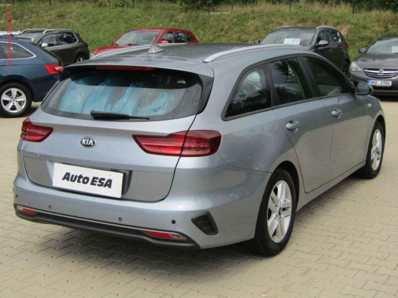 Kia Cee'd - hlavní fotka