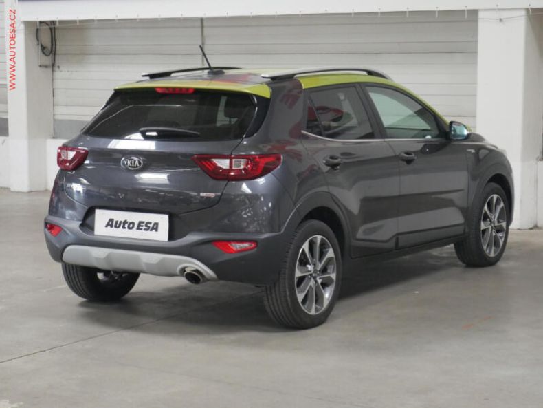 Kia Stonic - hlavní fotka