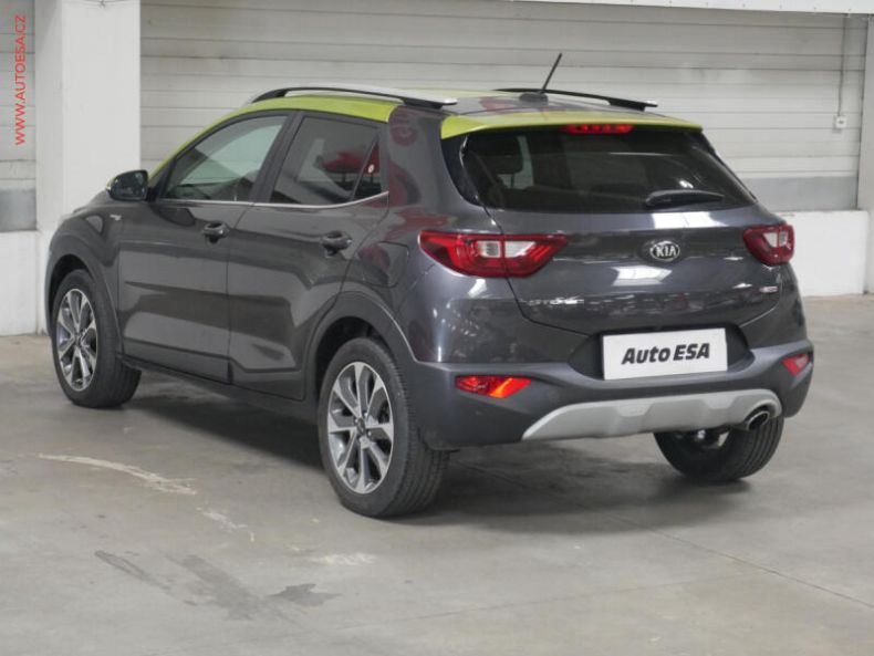 Kia Stonic - hlavní fotka