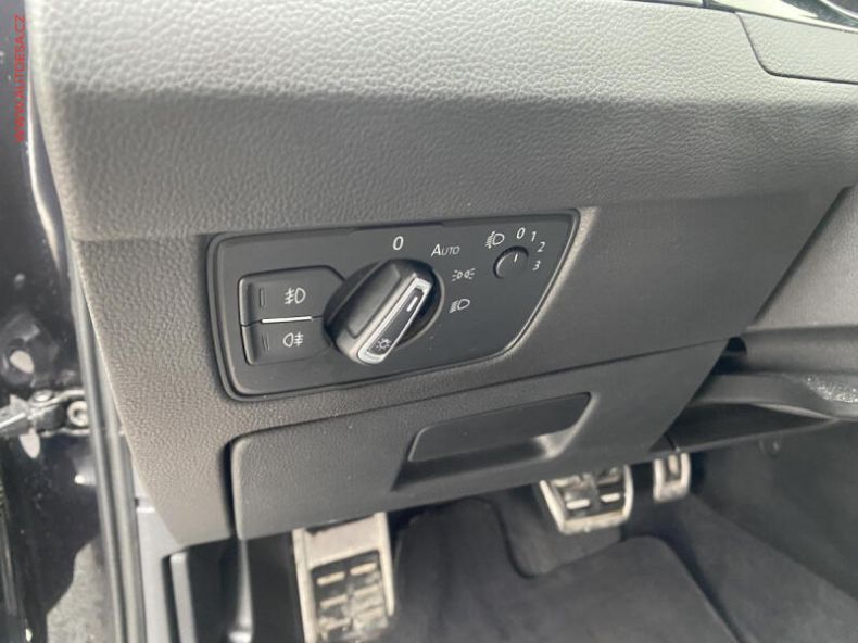 Volkswagen Passat - hlavní fotka