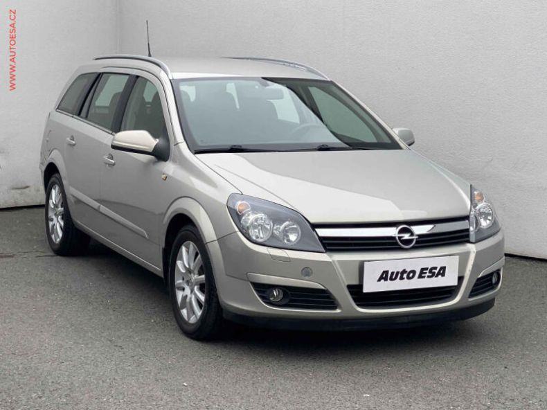 Opel Astra - hlavní fotka inzerátu