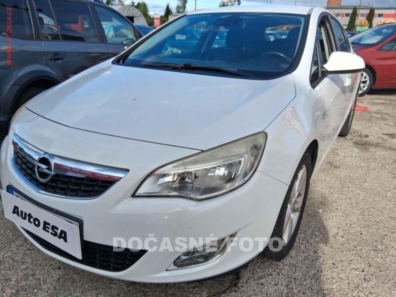 Opel Astra - hlavní fotka inzerátu