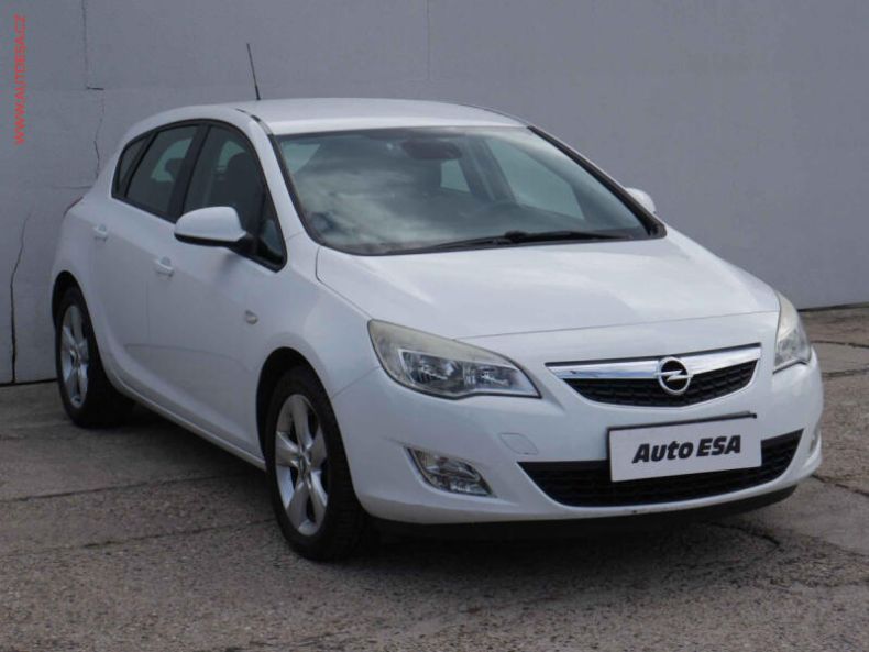 Opel Astra - hlavní fotka inzerátu