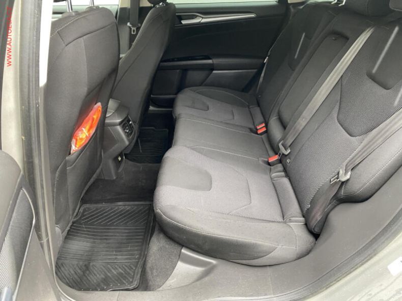 Ford Mondeo - hlavní fotka