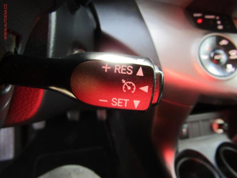 Toyota RAV 4 - hlavní fotka