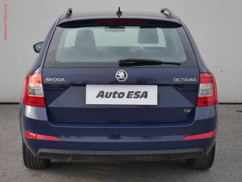 Škoda Octavia - hlavní fotka