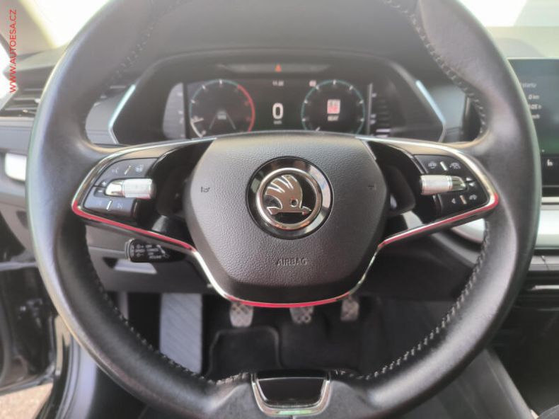 Škoda Octavia - hlavní fotka
