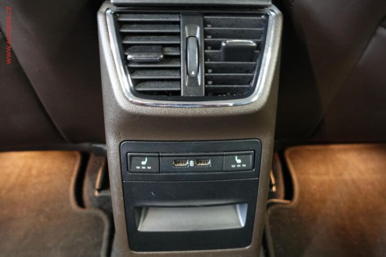 Škoda Octavia - hlavní fotka