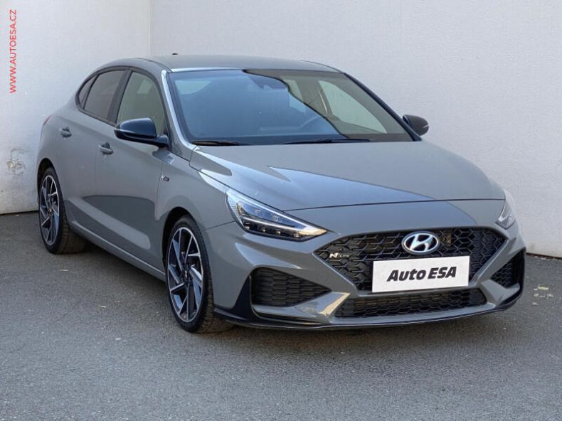 Hyundai i30 - hlavní foto