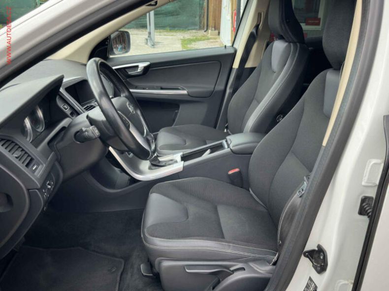 Volvo XC60 - hlavní fotka