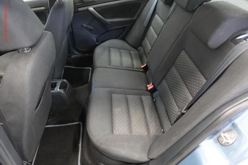 Škoda Octavia - hlavní fotka