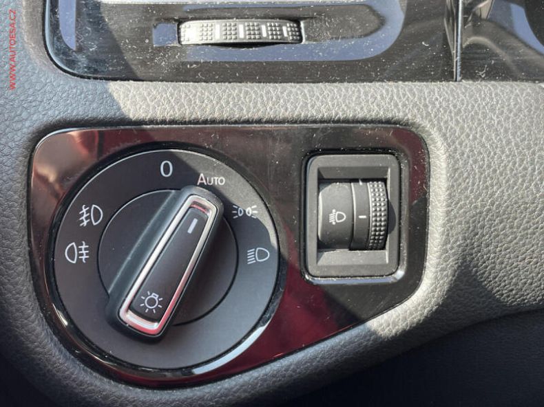 Volkswagen Golf - hlavní fotka