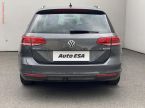 Volkswagen Passat - fotka číslo 4
