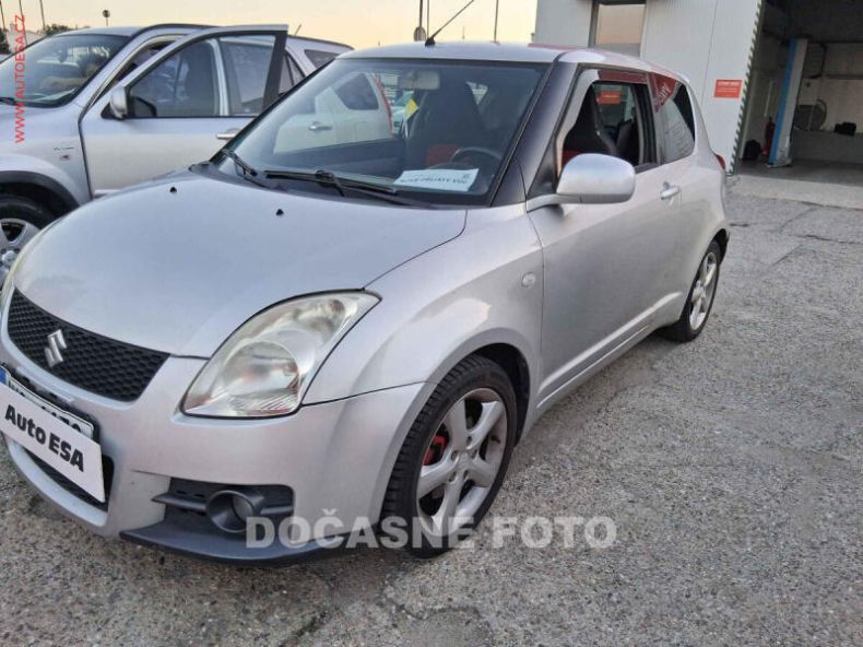 Suzuki Swift - hlavní foto